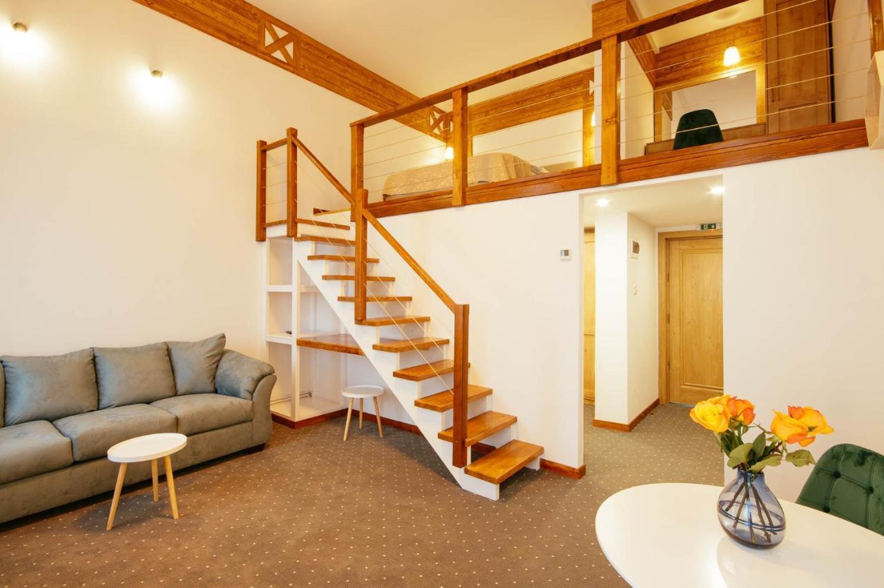 קאמפולונג מולדובנסק Buchenland Hotel מראה חיצוני תמונה